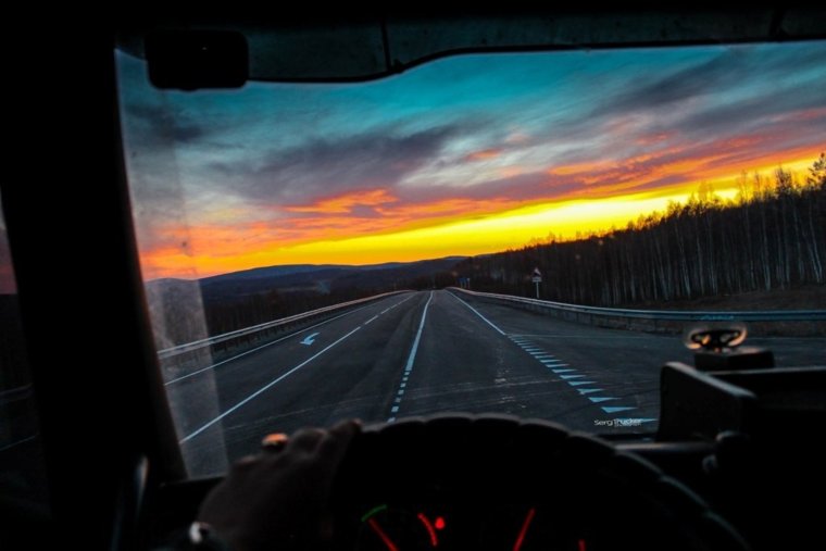 Вид из кабины автомобиля