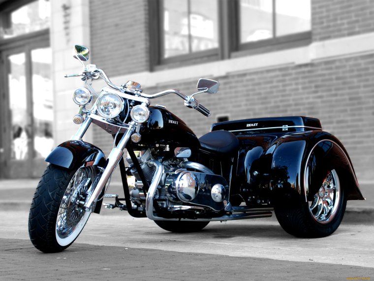 Харлей Дэвидсон 3х колесный