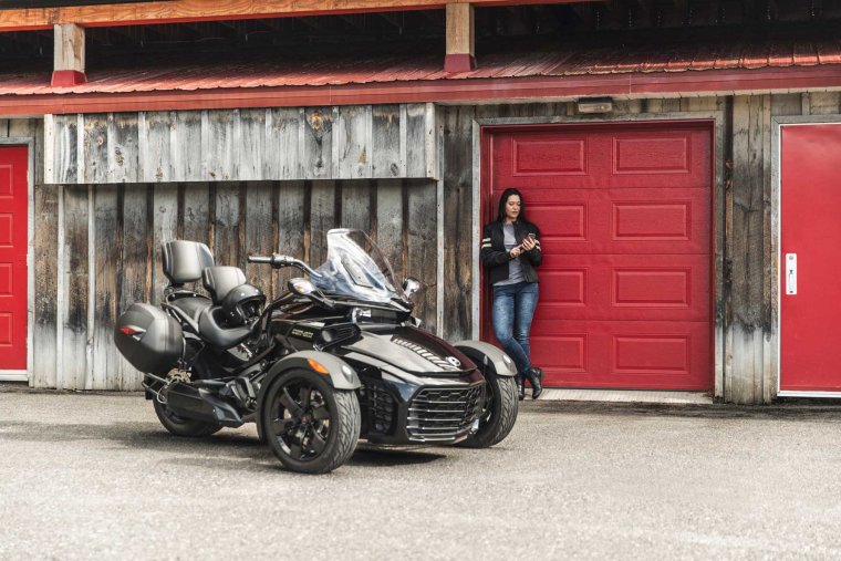 Трёхколёсный мотоцикл