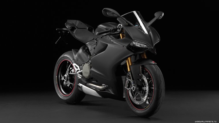 Ducati Panigale 1199 s Black