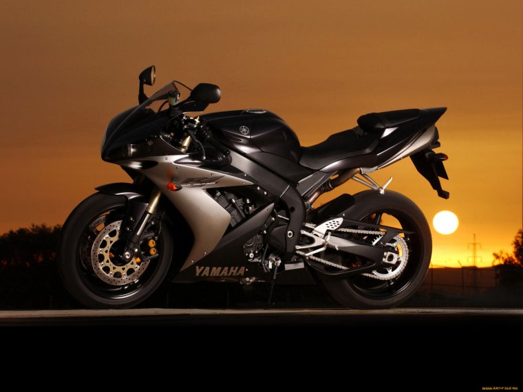 Мотоцикл Yamaha r1