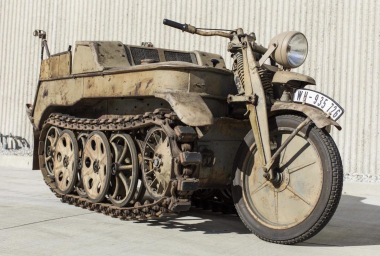 Гусеничный мотоцикл SDKFZ 2