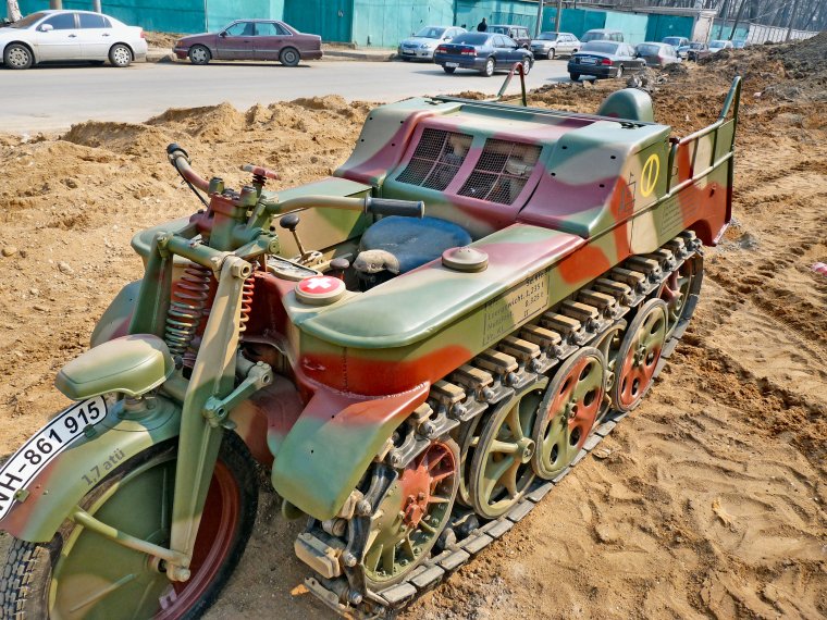 Немецкий полугусеничный мотоцикл Кеттенкрад