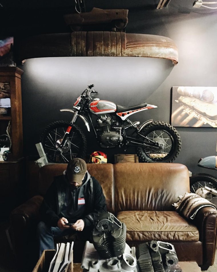 Мужская Берлога лофт