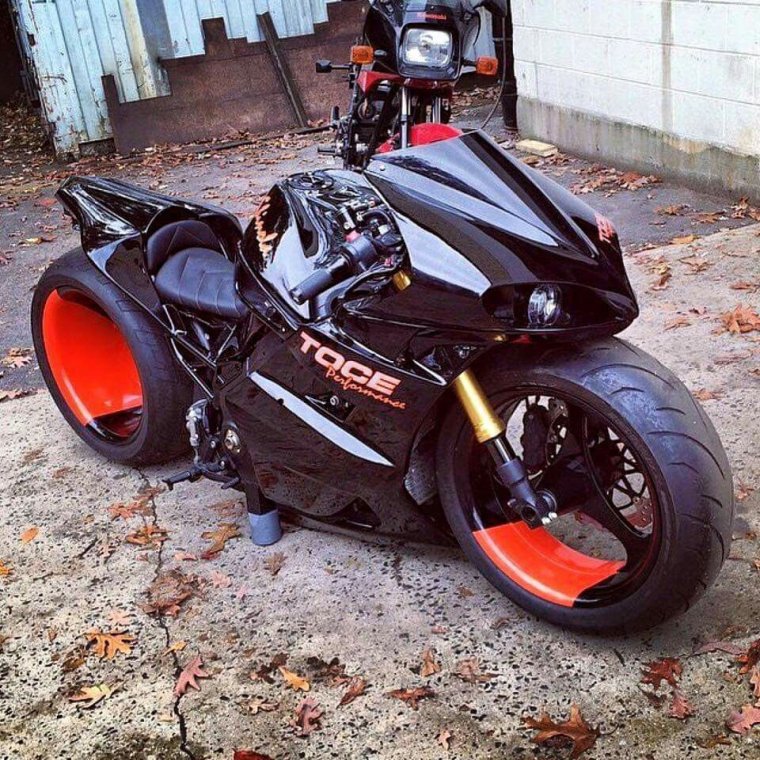 Yamaha r6 Золотая