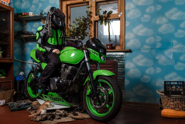 Мотоцикл в интерьере