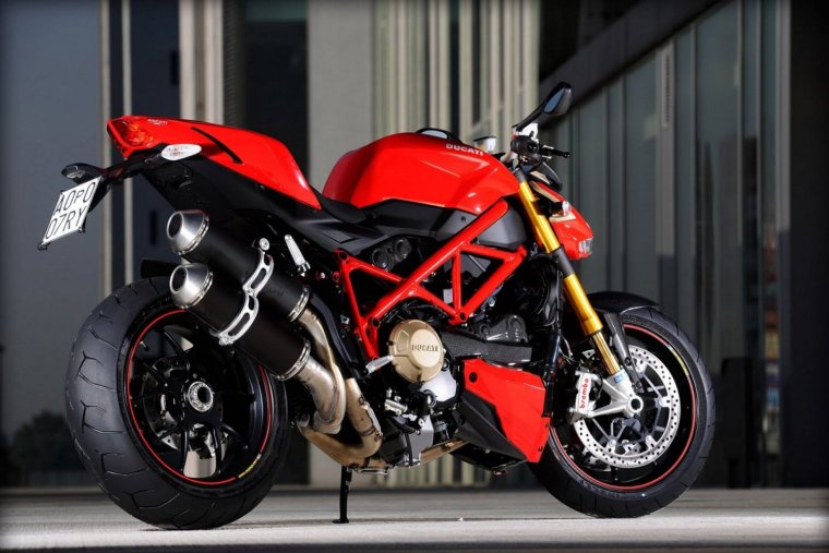 Ducati 848 Street Fighter