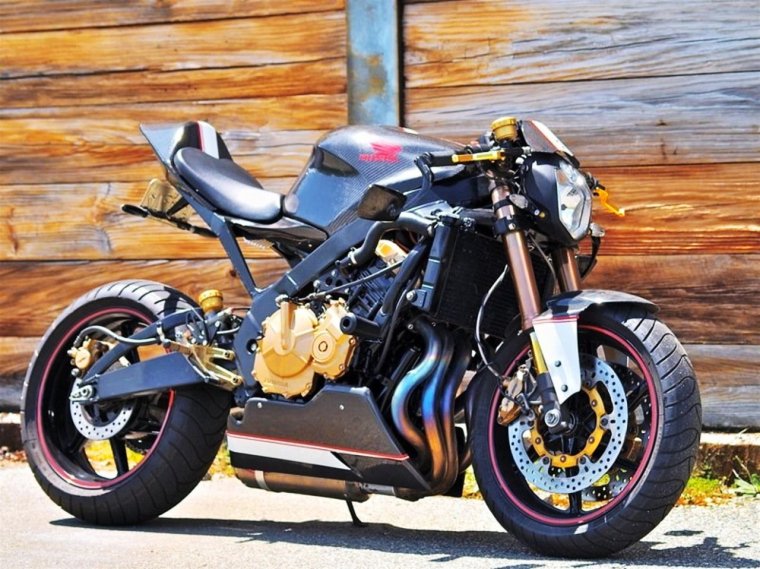 Honda CBR 600 f2 Custom