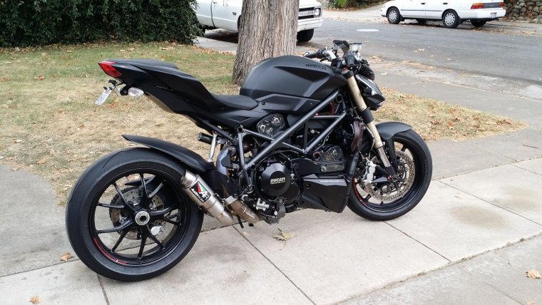 Ducati Streetfighter Seat