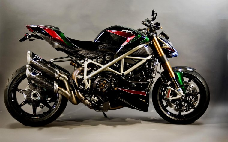 Ducati Streetfighter Custom