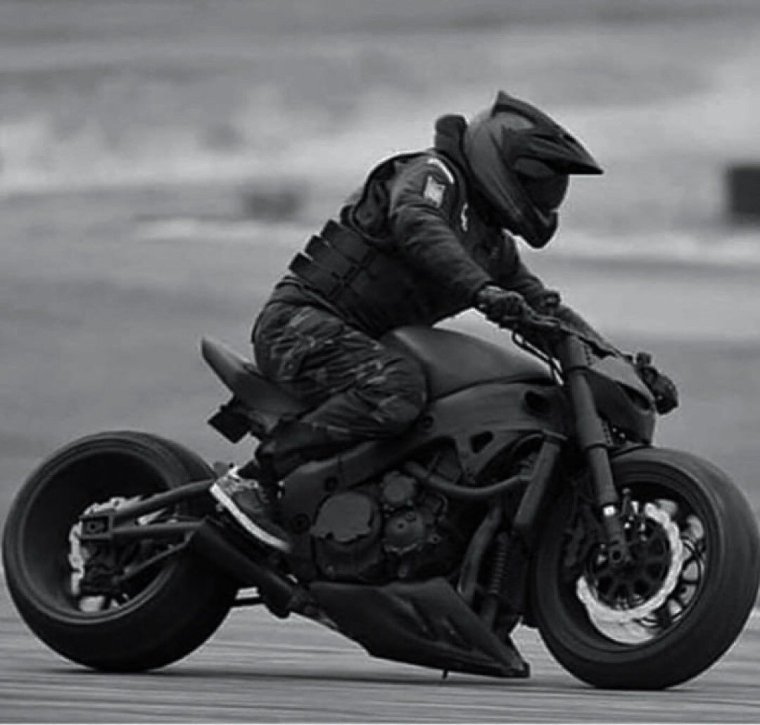 GSXR 1100 Street Fighter