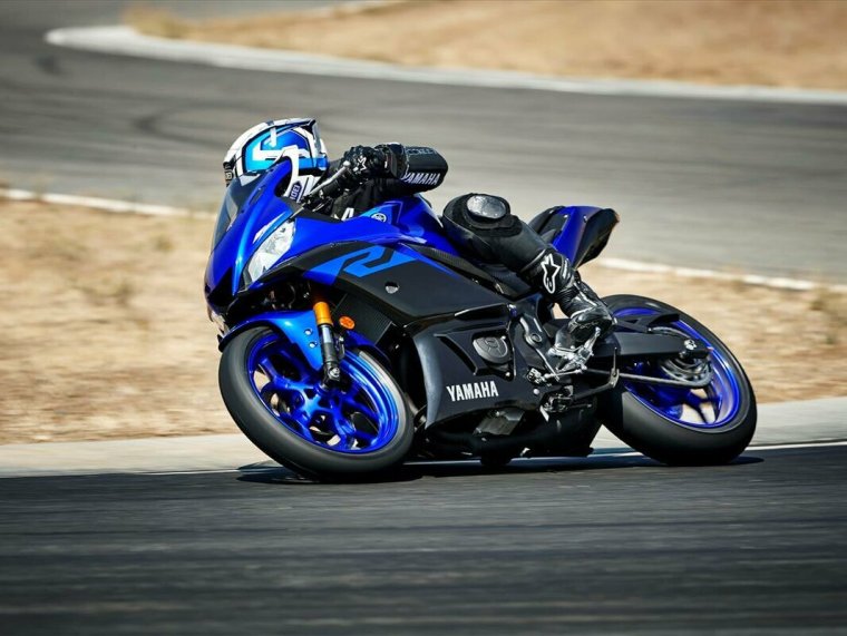 Мотоцикл Yamaha YZF-r3