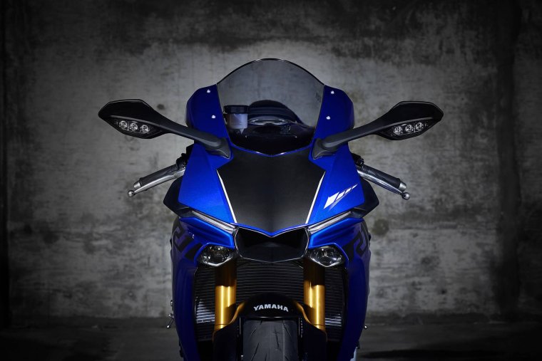 Yamaha r1 2019