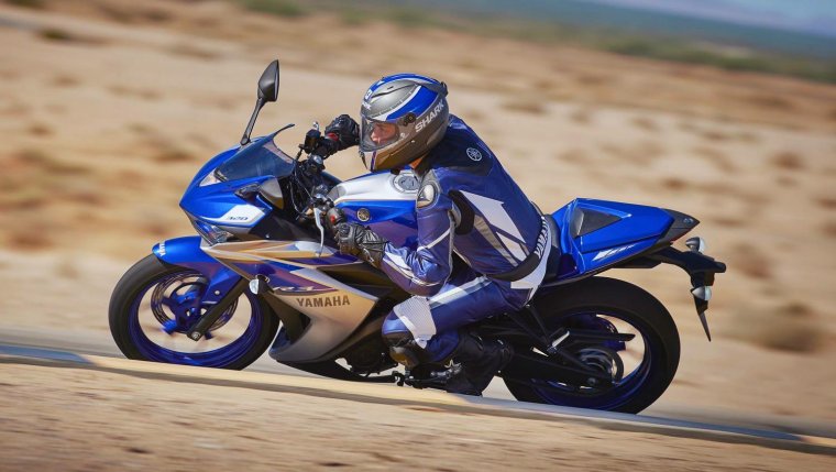 Yamaha YZF r3 2015