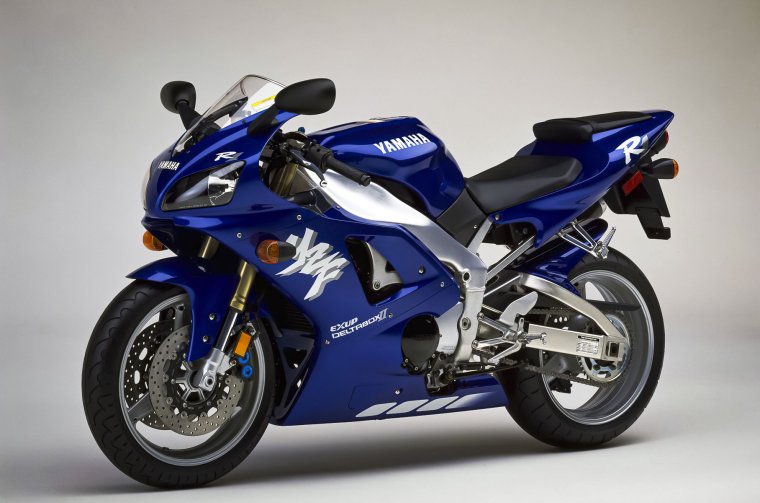Ямаха YZF r1 2000г