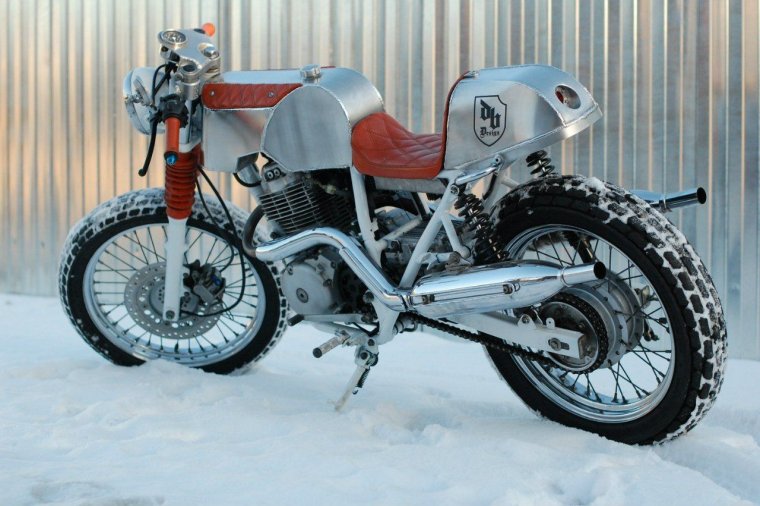 Honda cl400 Scrambler