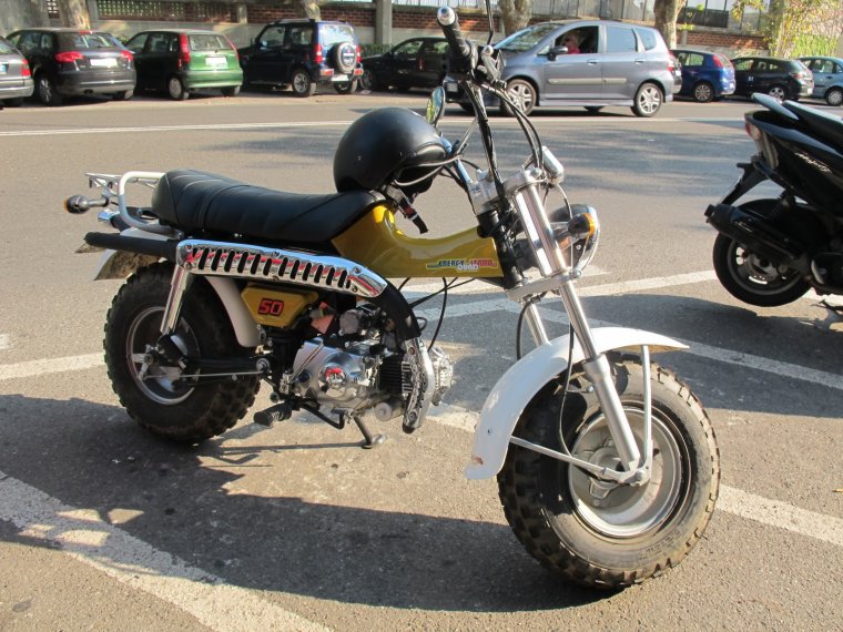 Suzuki rv125