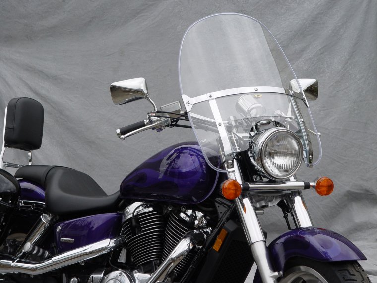 Ветровое стекло Suzuki vl800