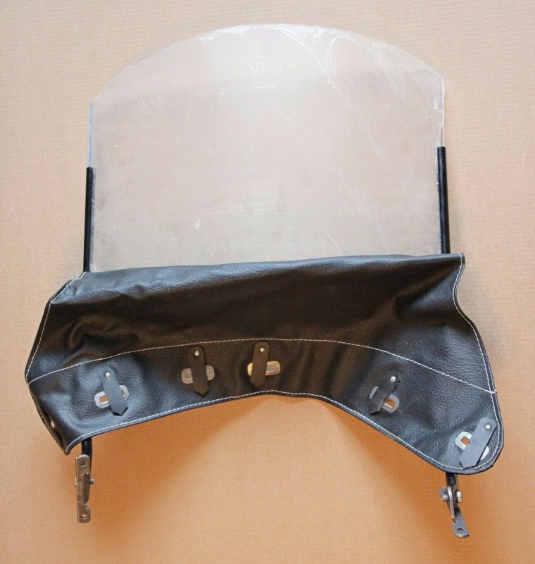 Ветровое стекло ИЖ Урал