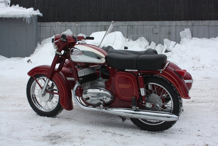 Советский мотоцикл зим