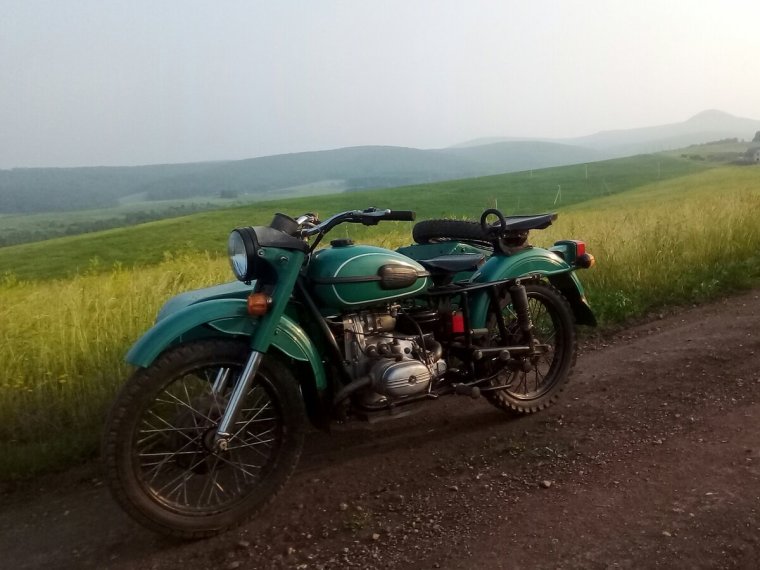 Мотоцикл Урал 8.103