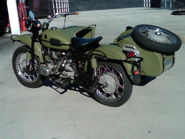 Мотоцикл Урал хаки матовый