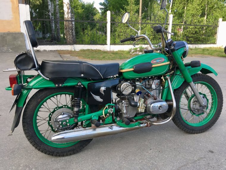 Мотоцикл Урал 8.103