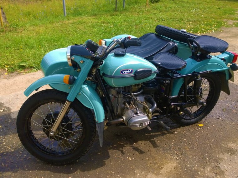 Мотоцикл Урал ИМЗ-8.103 зелёный