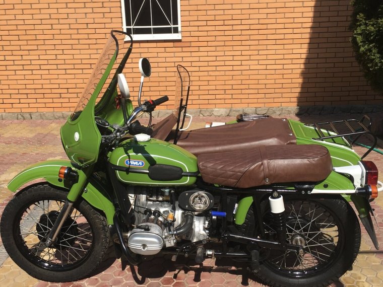 Мотоцикл Урал ИМЗ-8.103 зелёный