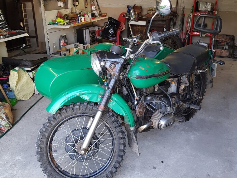 Мотоцикл Урал ИМЗ-8.103 зелёный