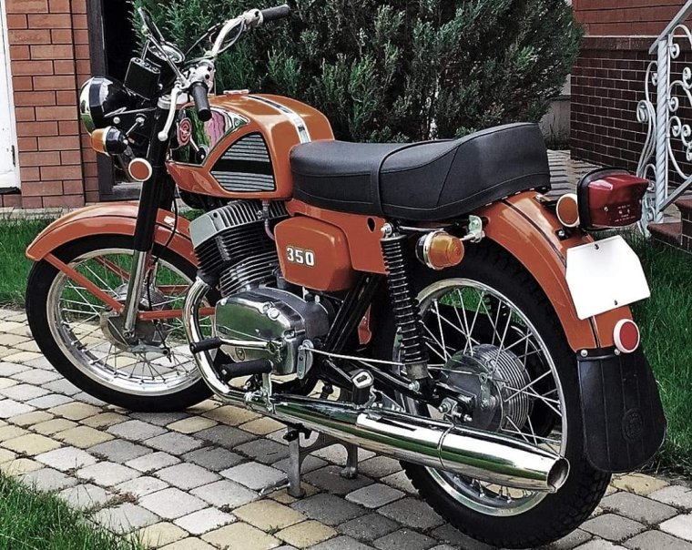 Мотоцикл Ява 638