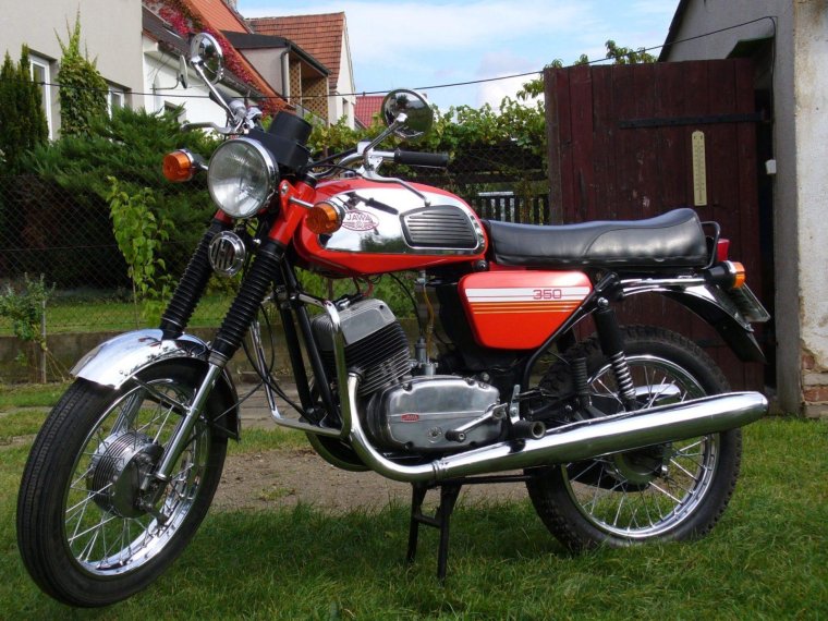 Одноместная Ява Чезет