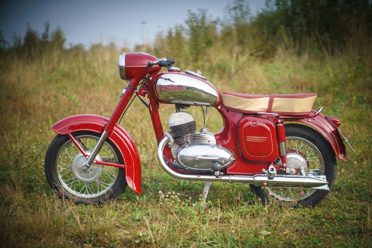 №13 - Jawa-250/353