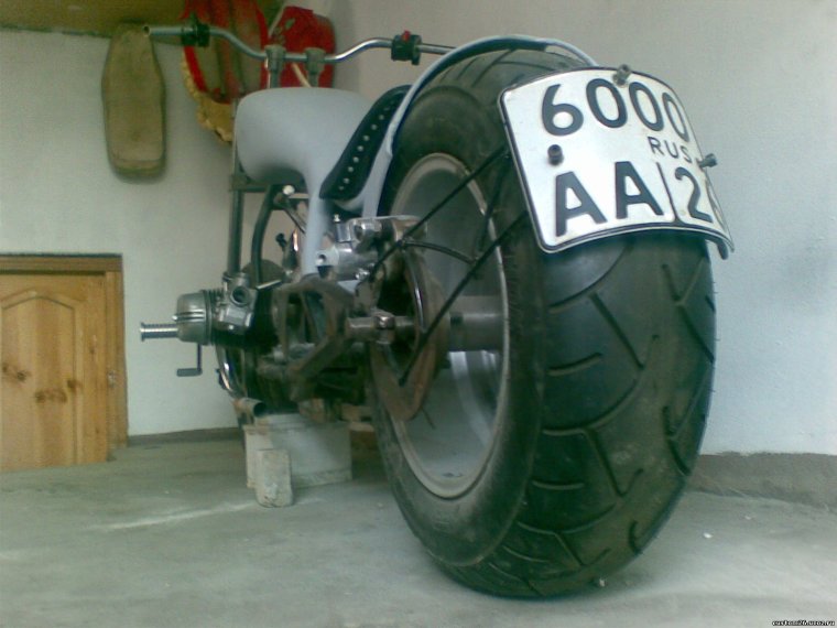 Широкое колесо на мотоцикл Урал