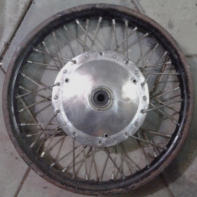 Переспицовка колеса мотоцикла Урал