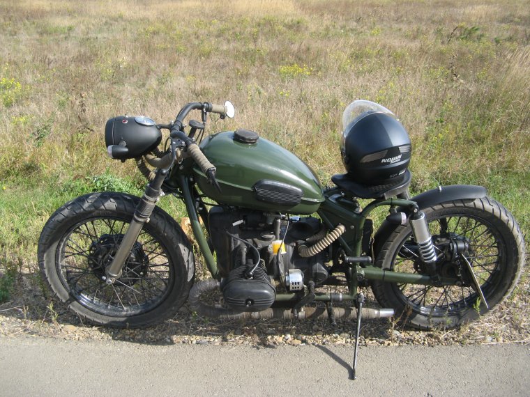 Мотоцикл Урал спорт