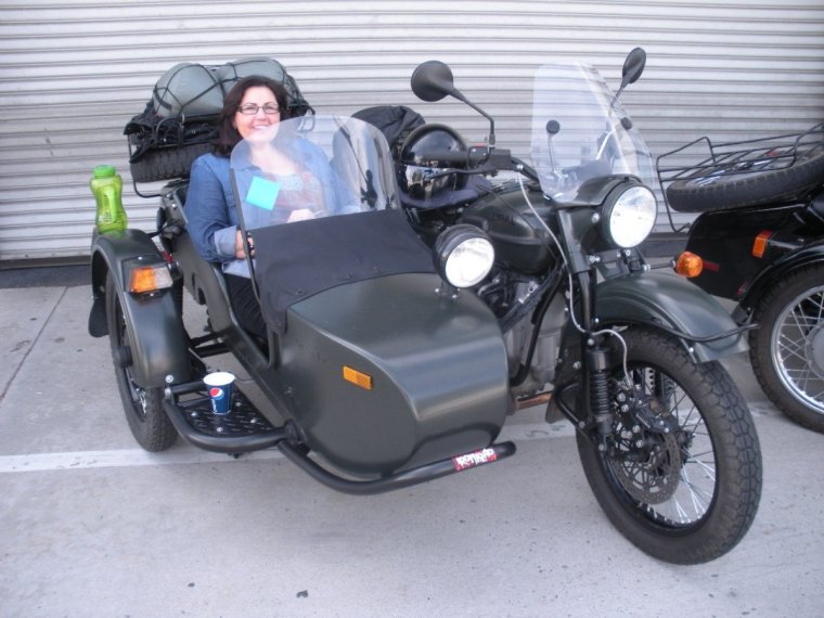 Мотоцикл Урал с люлькой