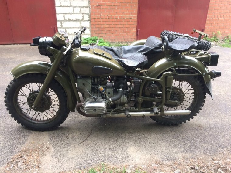 Мотоцикл Днепр мв650 военный