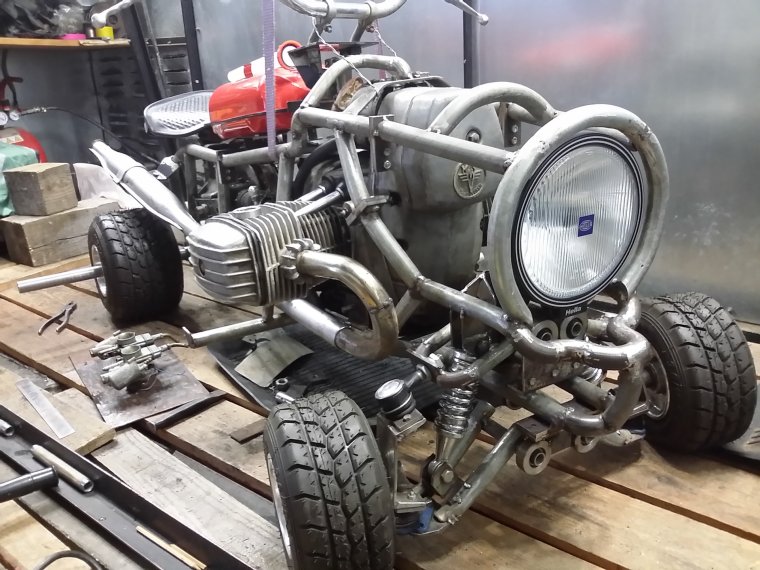 Урал с двигателем от ВАЗ 2109