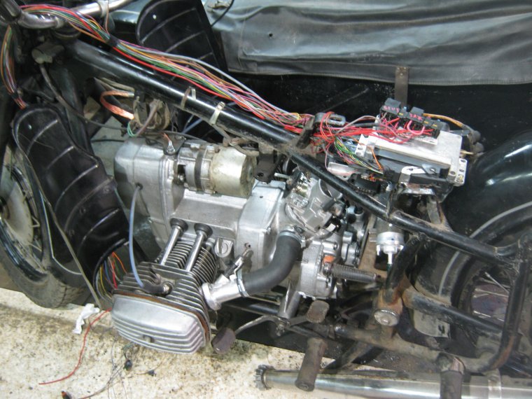 Днепр МТ 11 мотор