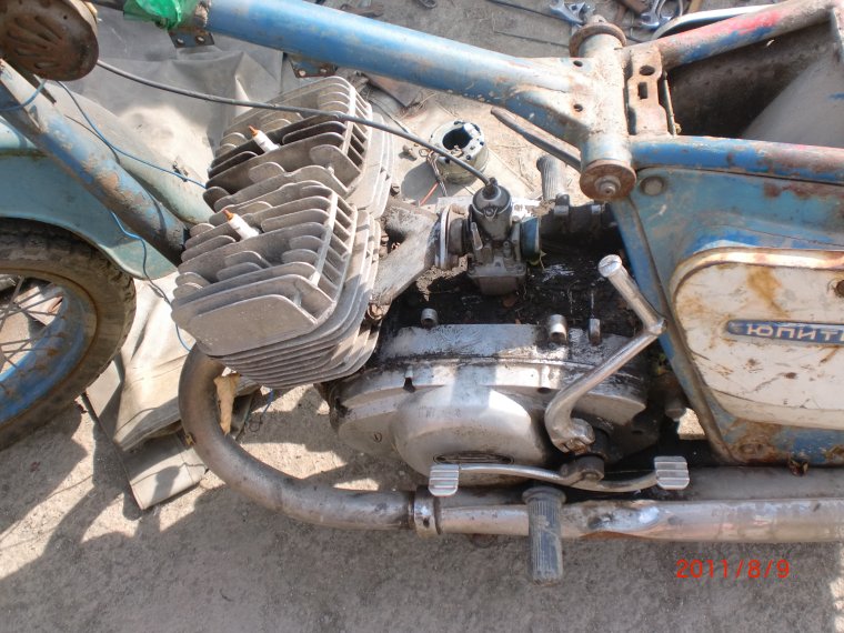 Двигатель мотоцикла ИЖ 1