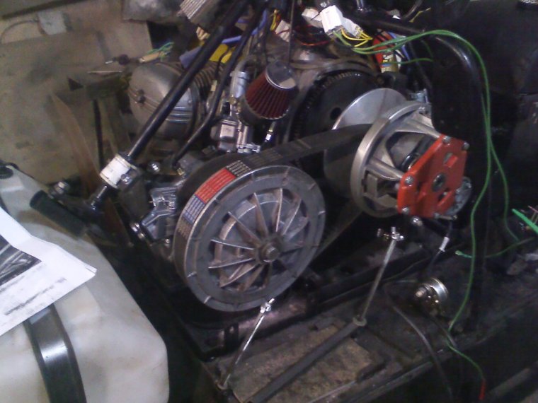 Снегоход Буран с двигателем от ВАЗ 2108