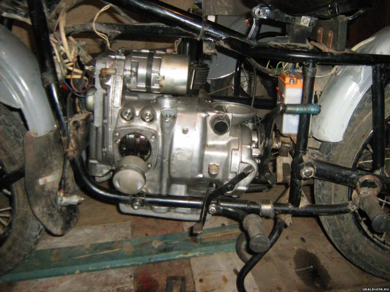 Крепление двигателя мотоцикла Урал