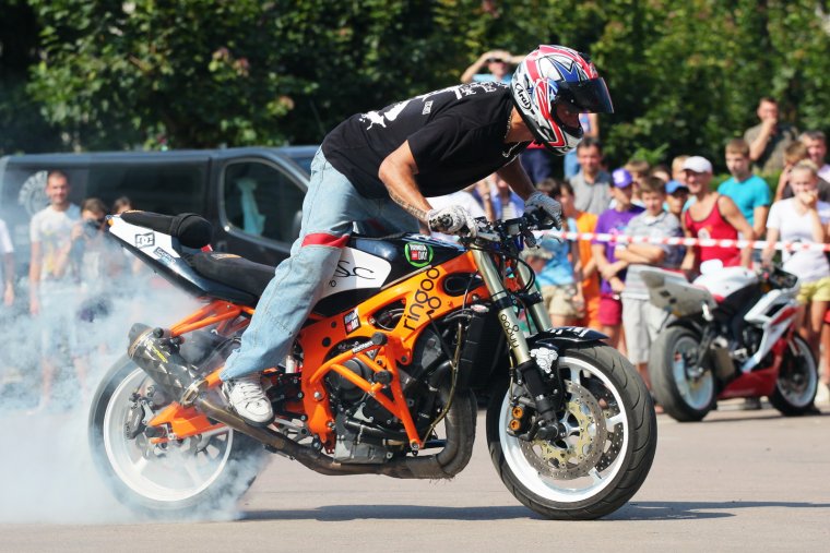 Хонда 1000 бандит для станта Джимхана