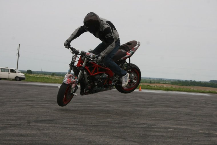 Кавасаки спортивный под стант