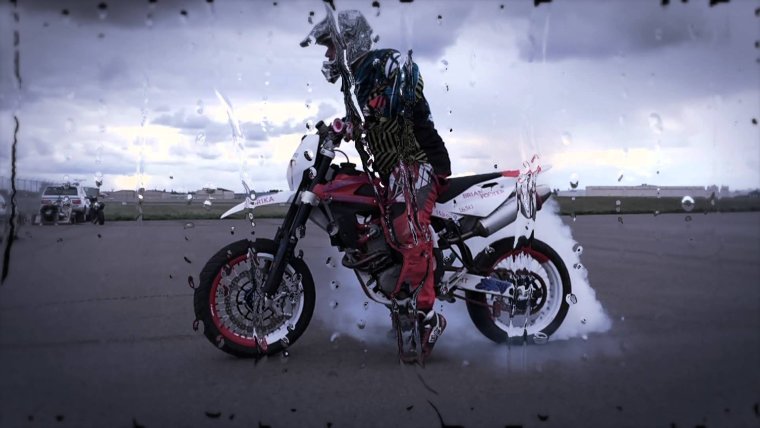 Стантрайдинг на Харлее