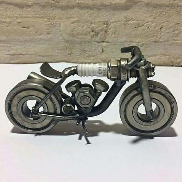 Модели мотоциклов из проволоки