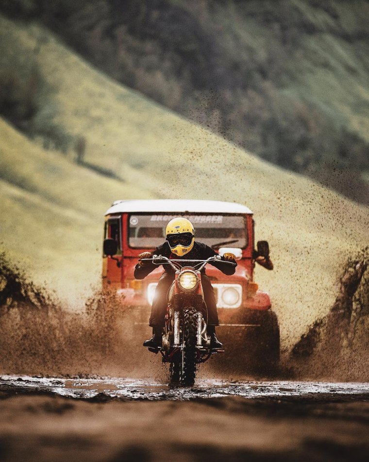 Спортивные машины и мотоциклы