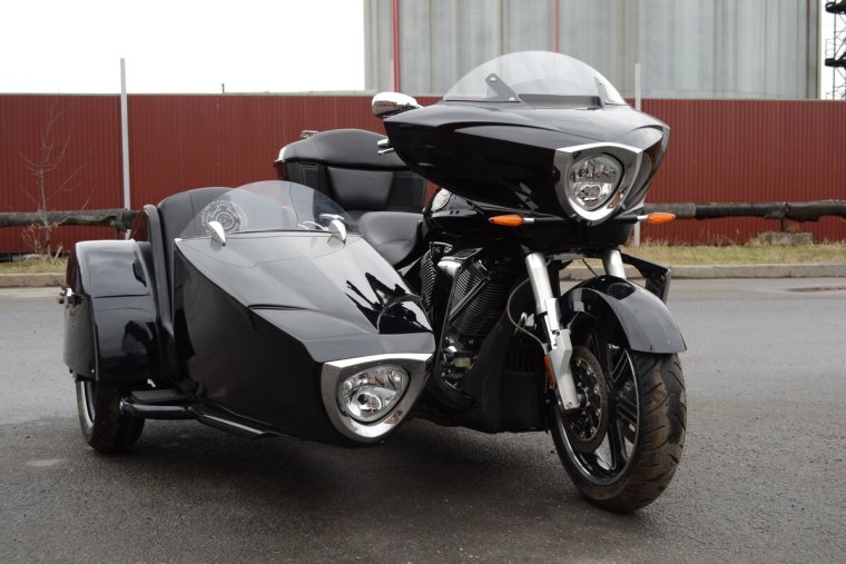 Мотоцикл Виктори с коляской