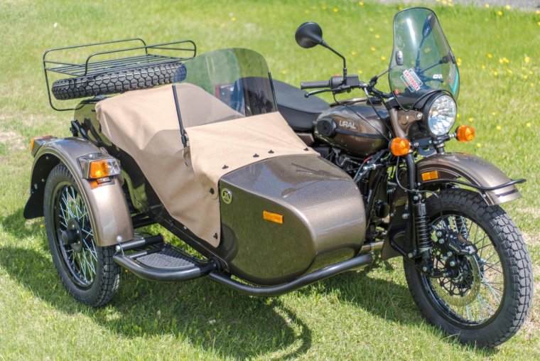 Урал Ambassador 2017